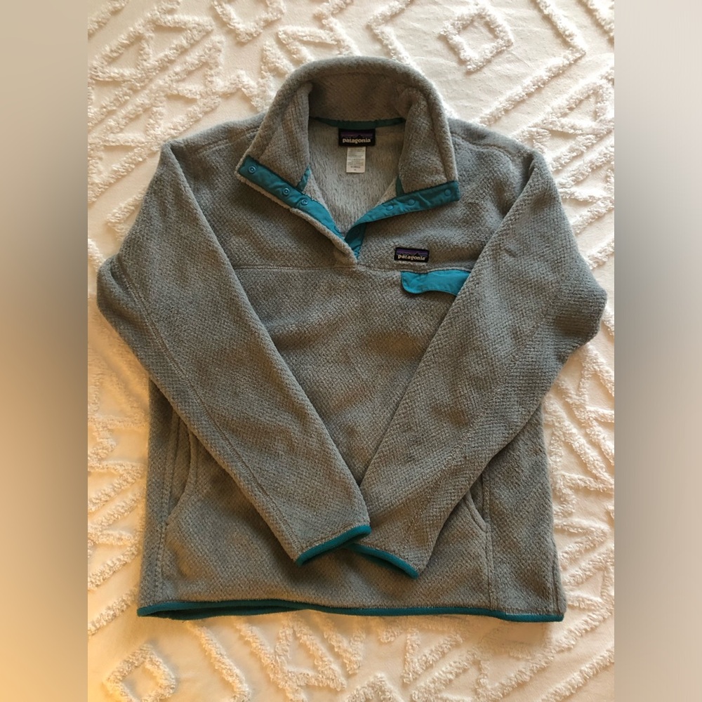 Women’s XL Patagonia fleece. Teal and gray.